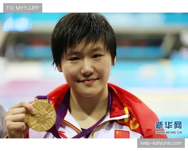 叶诗文训练完直接啃鸡腿？这自律和放纵切换也太真实了