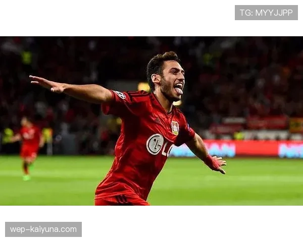 快速任意球规则：不需裁判哨声，球一动即生效并可判越位